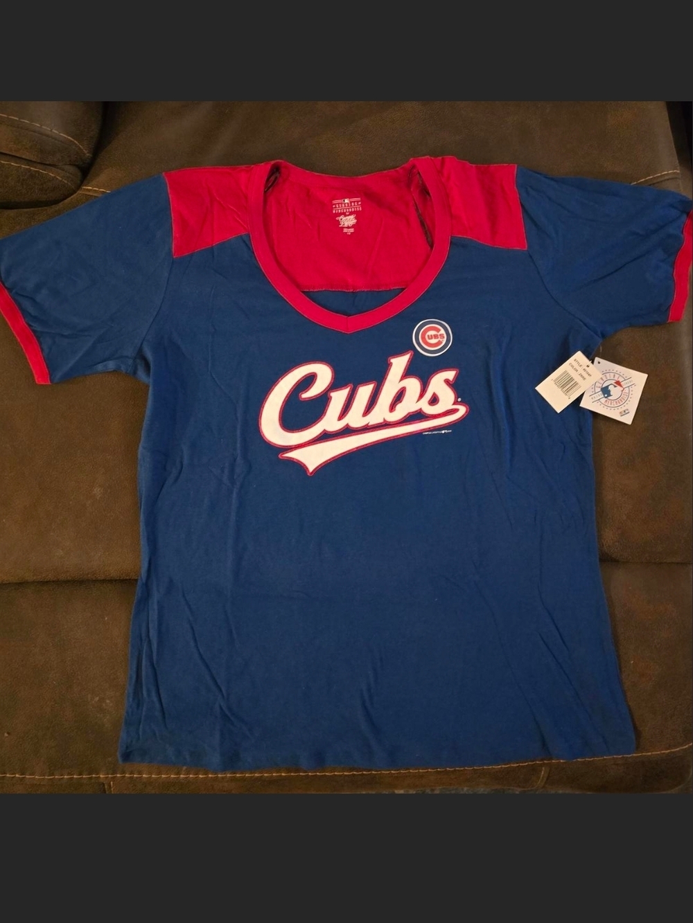 MLB Campus Lifestyle Chicago Cubs Womens Vneck Tee Multiple Sizes